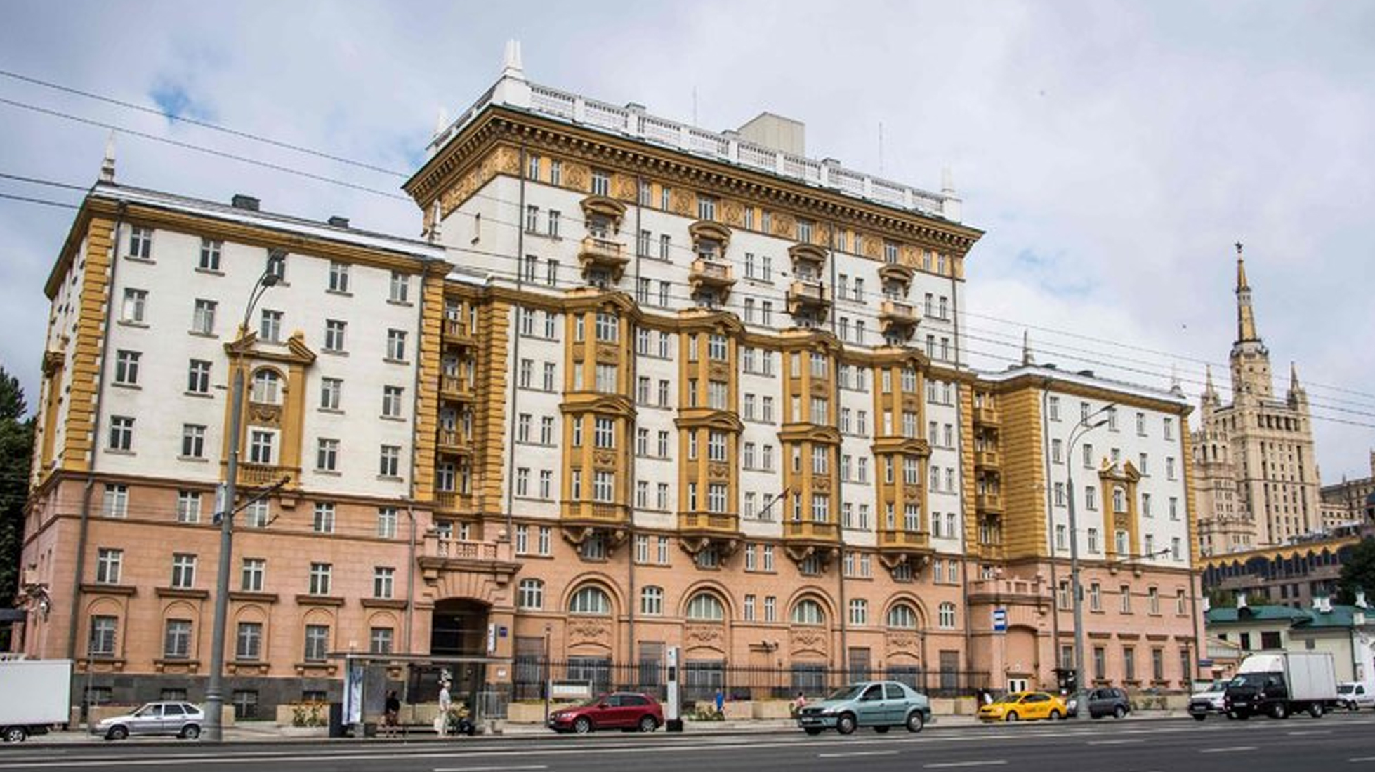 ರಶ್ಯದಲ್ಲಿ ವೀಸಾ ಸಂಸ್ಕರಣೆ ಗಣನೀಯ ಪ್ರಮಾಣದಲ್ಲಿ ಕಡಿತ: ಅಮೆರಿಕ ಘೋಷಣೆ